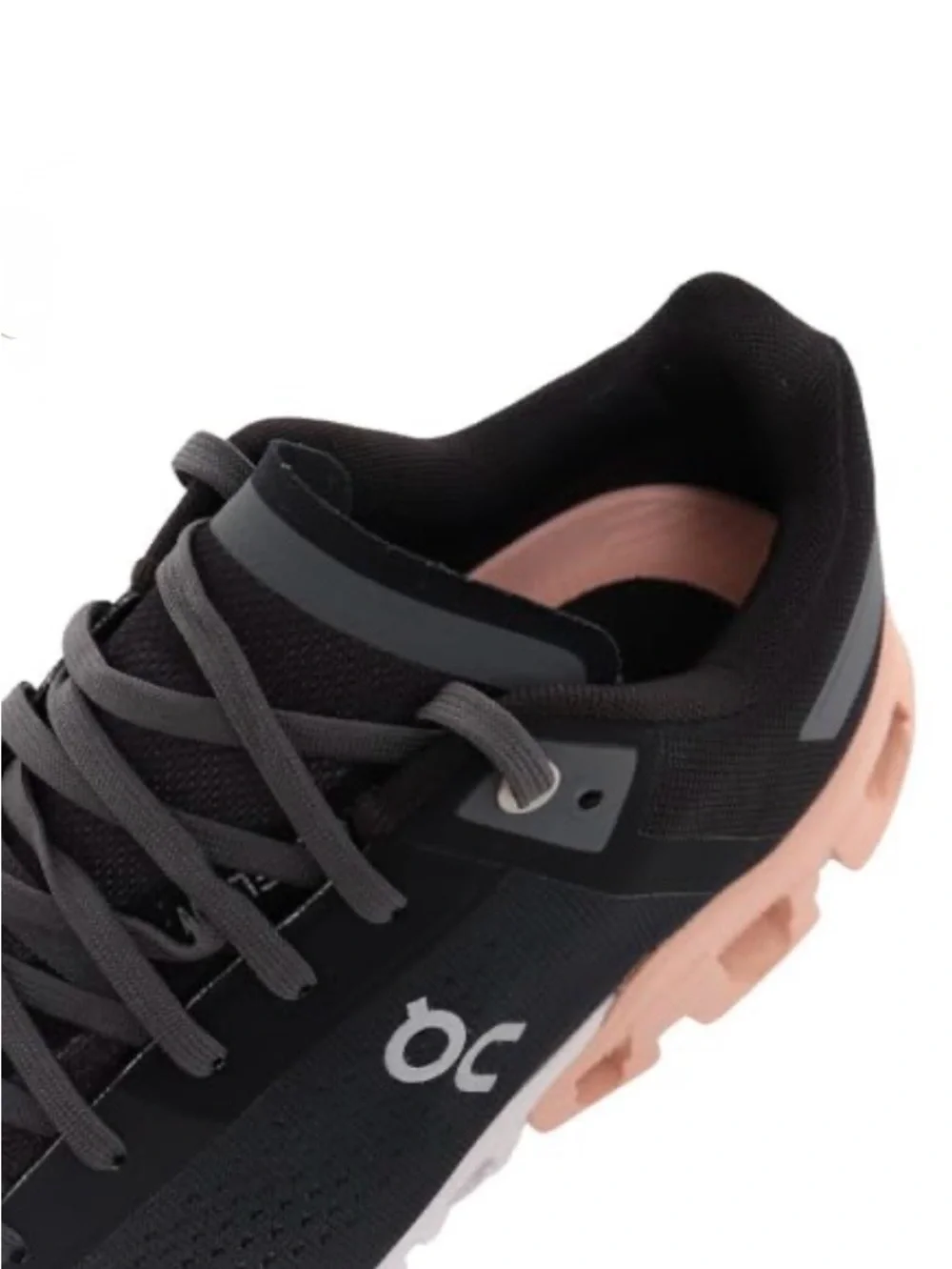 ON RUNNING Women's Cloudflow Sneaker, black and rose gold